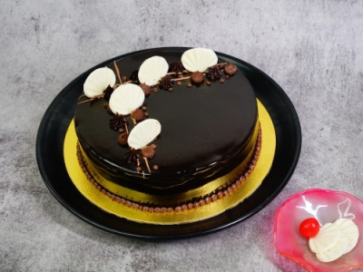 Chocolate Truffle Cake 5