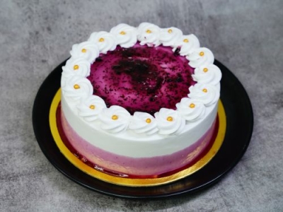 Blackcurrant Cake