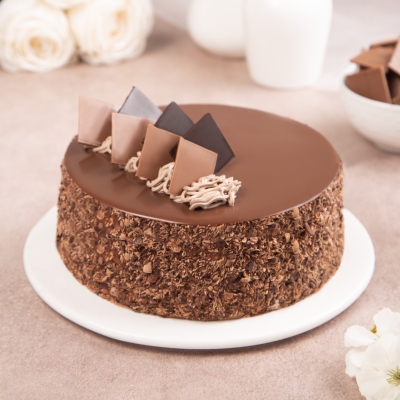 Milk Chocolate Magic Cake