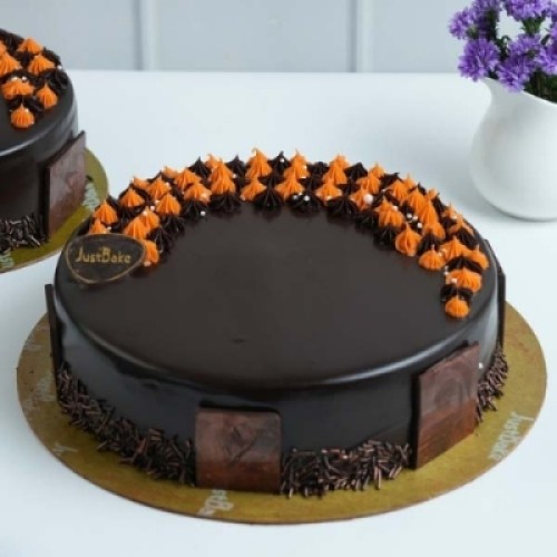 Chocolate Truffle Cake 9